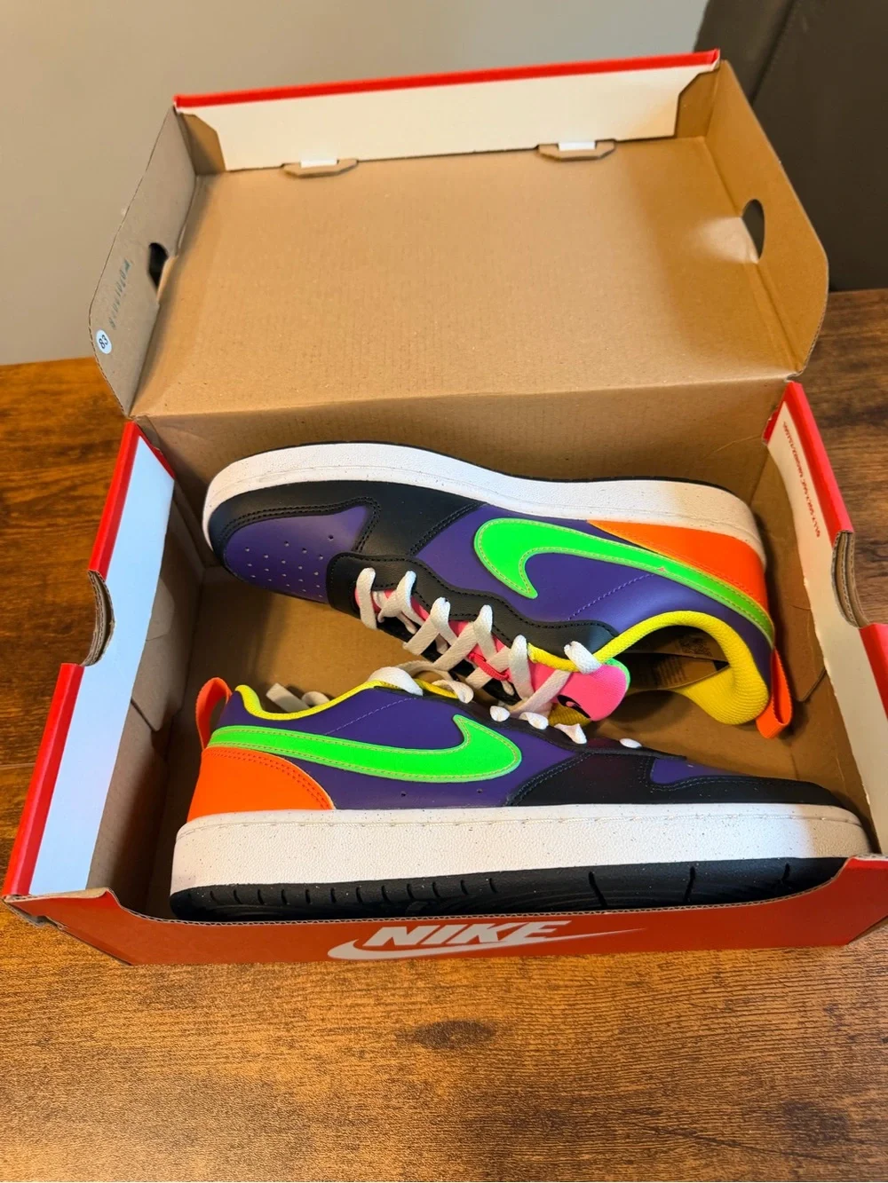 Nike Kids' Court Boroughs in Purple/Green/Orange 6Y/7.5W
